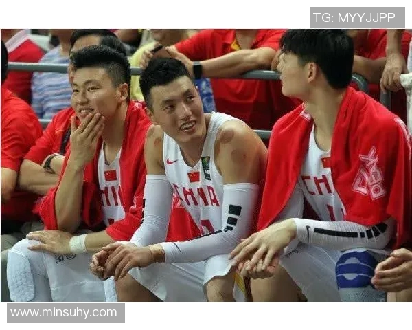 上海篮球队配合问题引发热议球迷与专家各抒己见探讨战术调整