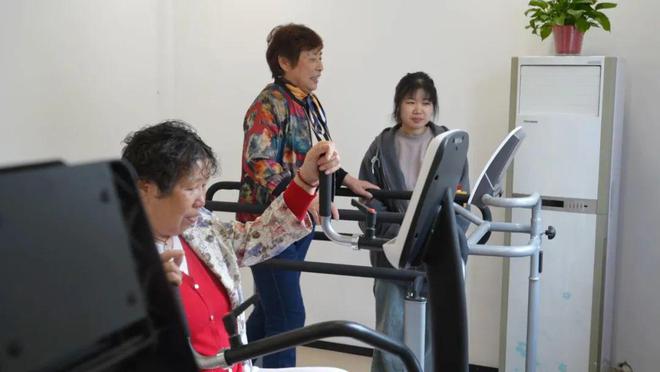 威尼斯wns8885566手机版装备全还免费！专属“银发族”的健身房上新啦